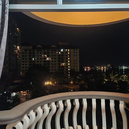 Glory Beach Resort Seaview Private 2Br Port Dickson Esterno foto